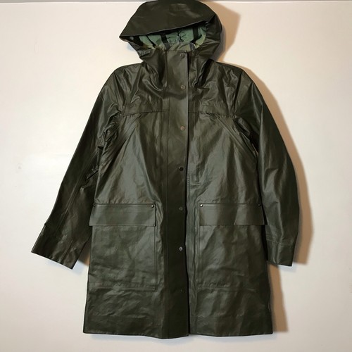 Lululemon into the drizzle - lululemon,